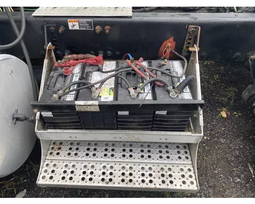 Freightliner Columbia 120 Battery Box