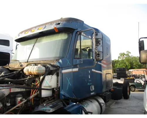 Cab FREIGHTLINER COLUMBIA 120 LKQ Heavy Truck - Tampa
