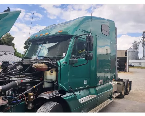 Cab FREIGHTLINER COLUMBIA 120 LKQ Thompson Motors - Wykoff