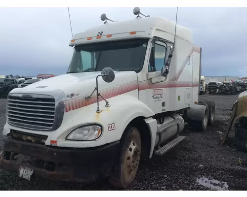 Cab Freightliner COLUMBIA 120 HOLST TRUCK PARTS