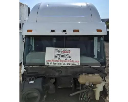 Freightliner Columbia 120 Cab