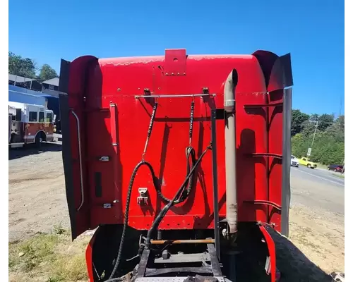 Freightliner Columbia 120 Cab