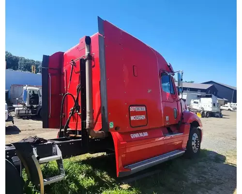 Freightliner Columbia 120 Cab