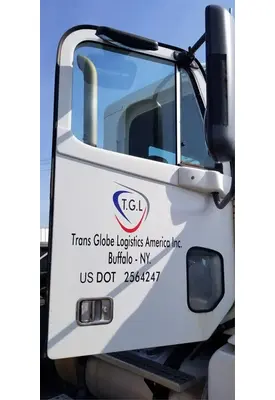 Freightliner Columbia 120 Door Assembly, Front