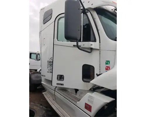 Freightliner Columbia 120 Door Assembly, Front