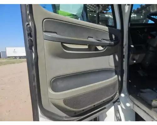 Freightliner Columbia 120 Door Assembly, Front