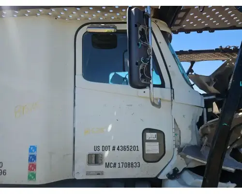 Freightliner Columbia 120 Door Assembly, Front