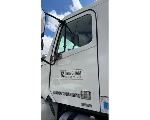 Freightliner Columbia 120 Door Assembly, Front