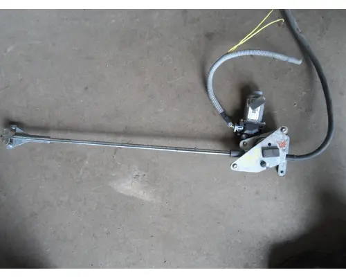 Door Window Regulator, Front FREIGHTLINER COLUMBIA 120 Valley Truck - Grand Rapids
