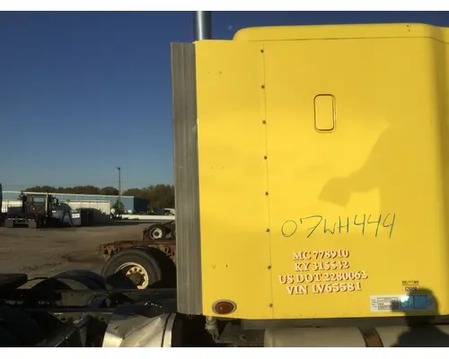 Side Fairing Freightliner COLUMBIA 120 Vander Haags Inc Dm
