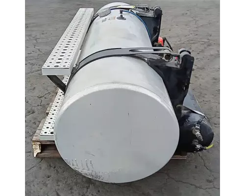 Freightliner Columbia 120 Fuel Tank