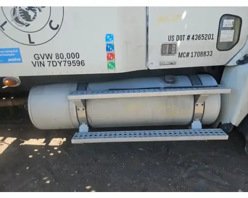Freightliner Columbia 120 Fuel Tank