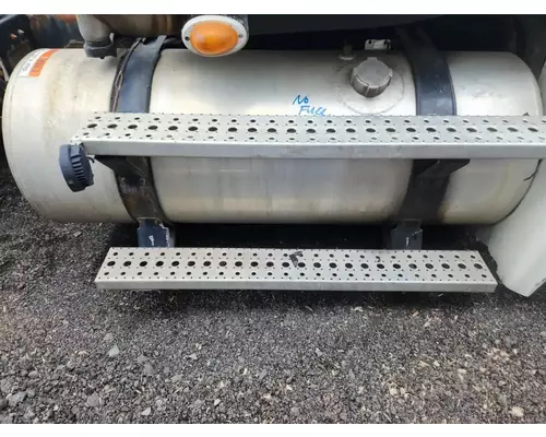 Freightliner Columbia 120 Fuel Tank