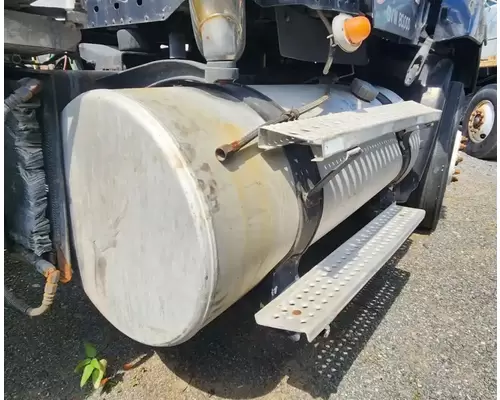 Freightliner Columbia 120 Fuel Tank