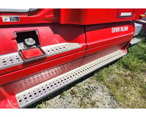 Freightliner Columbia 120 Fuel Tank