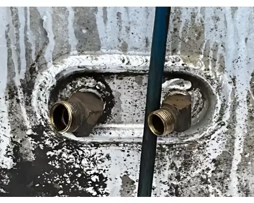 Freightliner Columbia 120 Fuel Tank