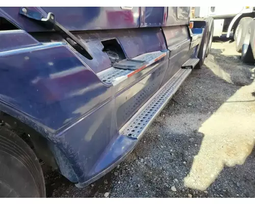 Freightliner Columbia 120 Fuel Tank