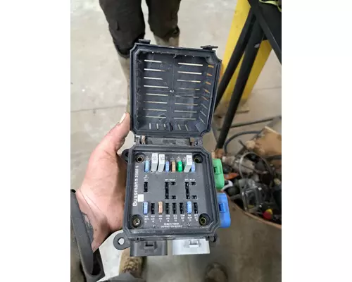 Fuse Box FREIGHTLINER COLUMBIA 120 2679707 Ontario Inc