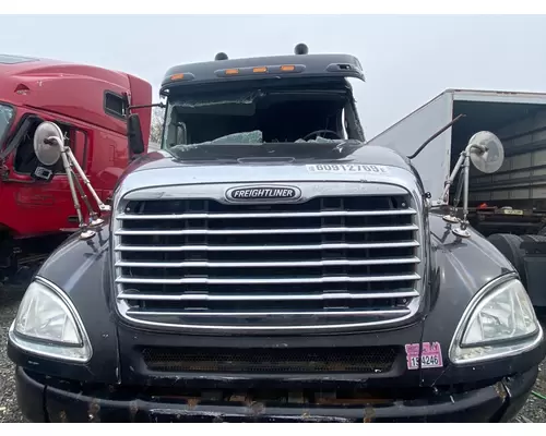 Freightliner Columbia 120 Grille