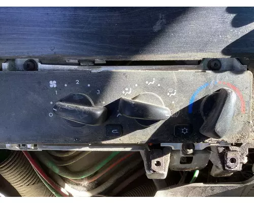 Temperature Control Freightliner COLUMBIA 120 Vander Haags Inc Dm