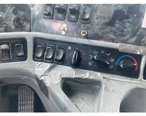 Temperature Control Freightliner COLUMBIA 120 Vander Haags Inc Kc