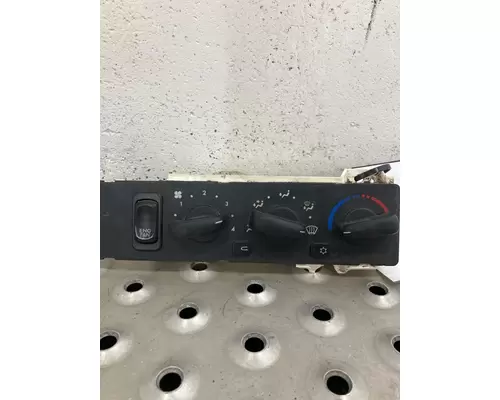 Heater Or Air Conditioner Parts, Misc. FREIGHTLINER COLUMBIA 120 Valley Truck - Grand Rapids