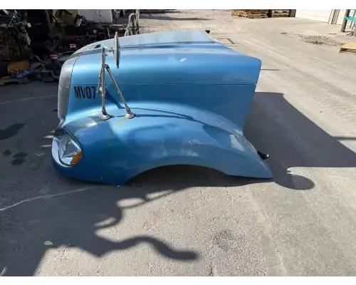 Freightliner Columbia 120 Hood