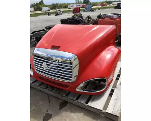 Hood Freightliner COLUMBIA 120 River City Truck Parts Inc.