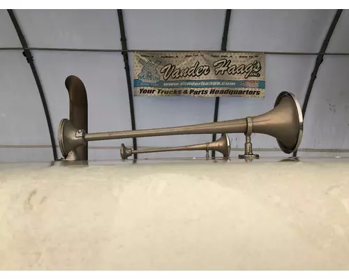 Horn Freightliner COLUMBIA 120 Vander Haags Inc Cb