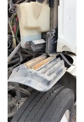Freightliner Columbia 120 Inner Fender