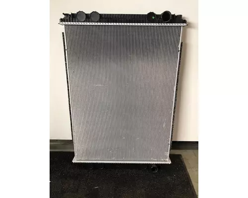 Radiator FREIGHTLINER Columbia 120 Frontier Truck Parts