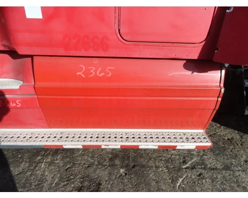 Side Fairing FREIGHTLINER COLUMBIA 120 Sam's Riverside Truck Parts Inc