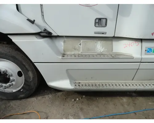 Side Fairing FREIGHTLINER COLUMBIA 120 Sam's Riverside Truck Parts Inc