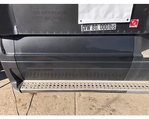 Skirt Freightliner COLUMBIA 120 Vander Haags Inc Sp