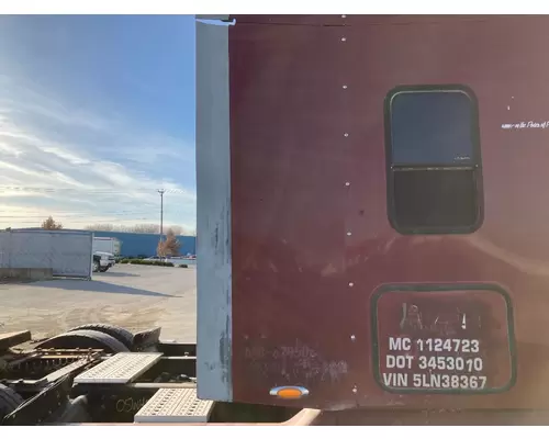 Sleeper Fairing Freightliner COLUMBIA 120 Vander Haags Inc Dm