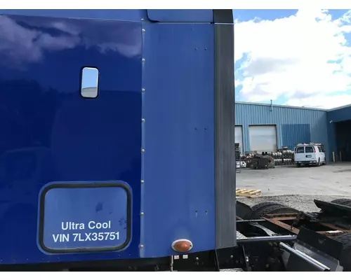 Sleeper Fairing Freightliner COLUMBIA 120 Vander Haags Inc Dm