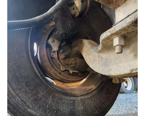 Spindle / Knuckle, Front Freightliner Columbia 120 Complete Recycling Group LLC