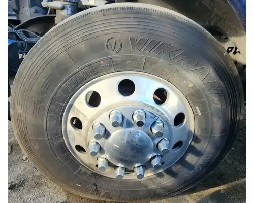 Spindle / Knuckle, Front Freightliner Columbia 120 Complete Recycling Group LLC