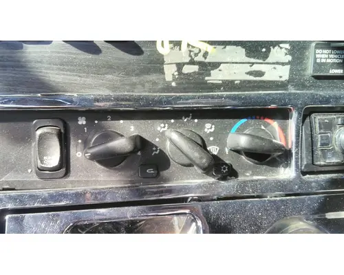 Temperature Control FREIGHTLINER COLUMBIA 120 LKQ Heavy Truck - Goodys