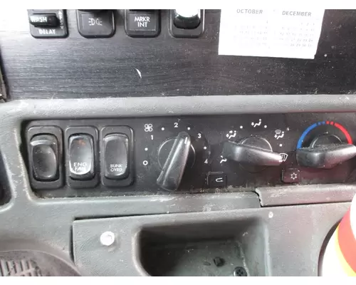 Temperature Control FREIGHTLINER COLUMBIA 120 Dutchers Inc   Heavy Truck Div  Ny