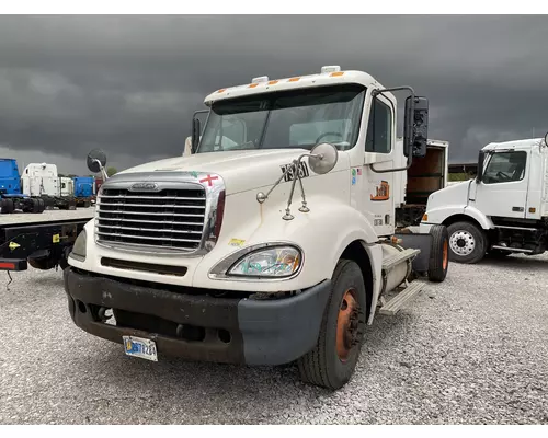 Complete Vehicle FREIGHTLINER COLUMBIA 120 Custom Truck One Source