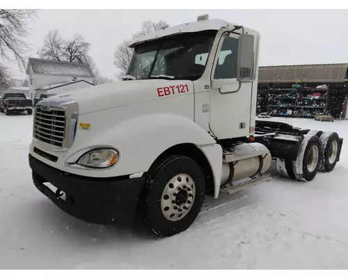 Complete Vehicle FREIGHTLINER COLUMBIA 120 LKQ Thompson Motors - Wykoff