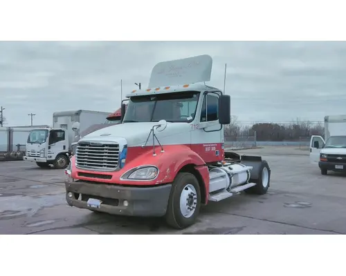 Complete Vehicle FREIGHTLINER COLUMBIA 120 LKQ Heavy Truck - Goodys