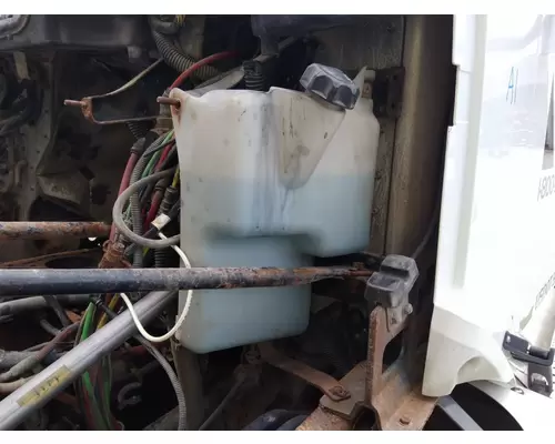 Windshield Washer Reservoir FREIGHTLINER COLUMBIA 120 LKQ Thompson Motors - Wykoff
