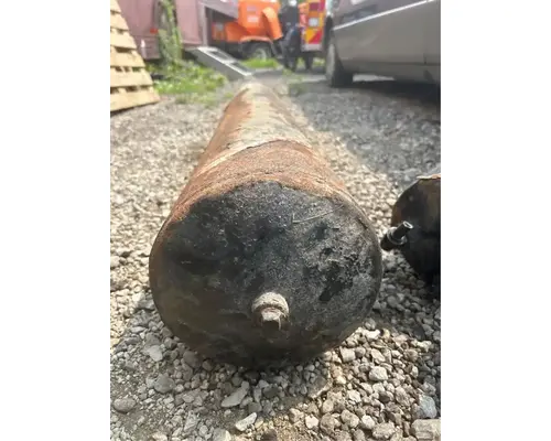 Freightliner Columbia CL12064ST Air Tank