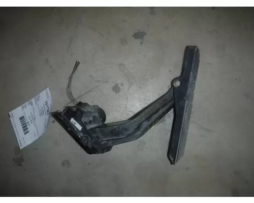 Accelerator Parts FREIGHTLINER COLUMBIA Active Truck Parts