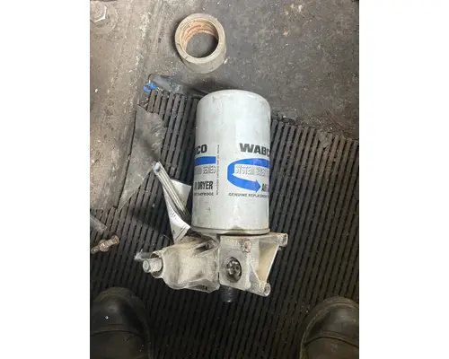 Air Dryer FREIGHTLINER COLUMBIA Truck Salvage International Inc