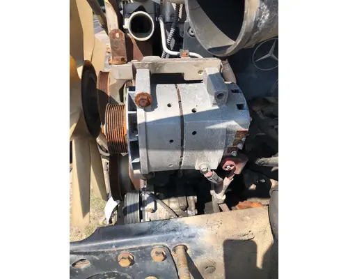 Alternator FREIGHTLINER COLUMBIA B &amp; W  Truck Center