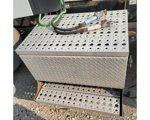 Battery Box FREIGHTLINER COLUMBIA ReRun Truck Parts
