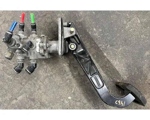 Brake Parts, Misc. Rear FREIGHTLINER COLUMBIA High Mountain Horsepower